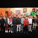 Pszczółki w teatrze lalek - TRUFEL.jpg