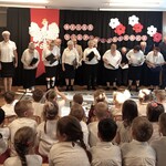 13. patriotyczne śpiewanie. szkoła do Hymnu..jpeg