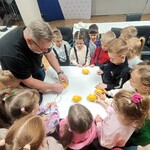4. Pszczółki z wizytą w PGE.jpg