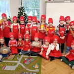 7.Świąteczne pierniczki w wykonaniu Pszczółek..jpg